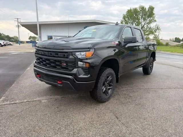 2026 Chevrolet Silverado 1500 4WD Crew Cab Short Bed Custom Trail Boss