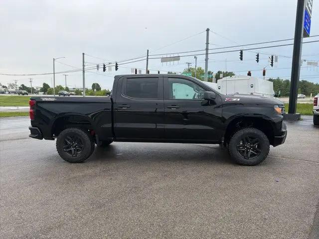 2026 Chevrolet Silverado 1500 4WD Crew Cab Short Bed Custom Trail Boss