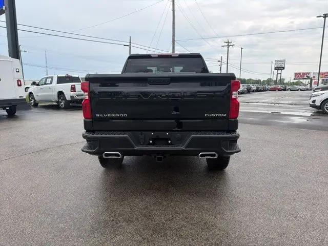 2026 Chevrolet Silverado 1500 4WD Crew Cab Short Bed Custom Trail Boss
