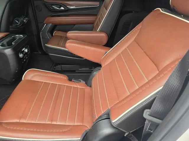 2024 GMC Yukon XL 4WD Denali Ultimate