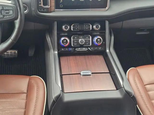 2024 GMC Yukon XL 4WD Denali Ultimate