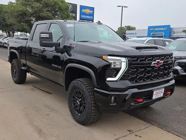 2026 Chevrolet Silverado 2500HD Crew Cab, Standard Bed, XR2, 4WD