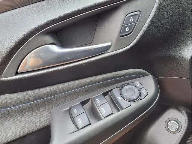 2024 Buick NV Sport Touring FWD