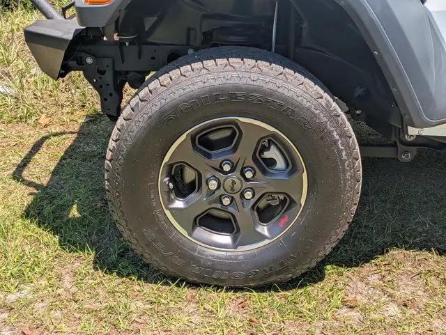 2025 Jeep Wrangler 2-Door Sport 4x4