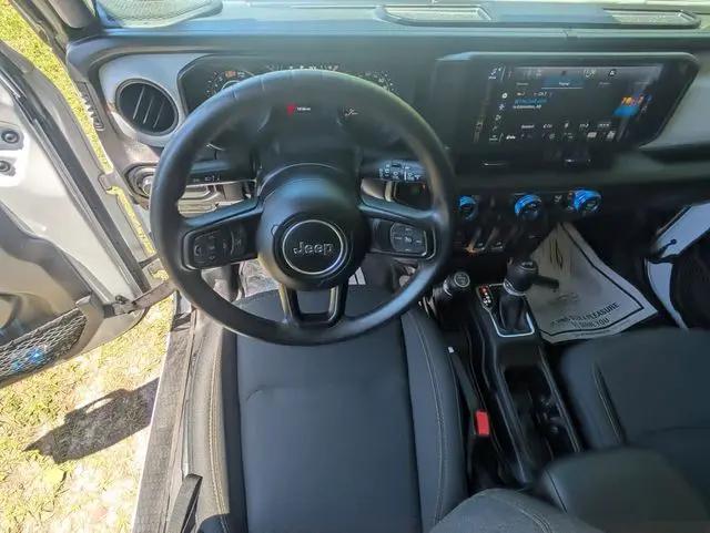 2025 Jeep Wrangler 2-Door Sport 4x4