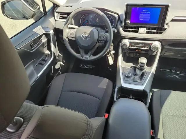 2024 Toyota RAV4 Hybrid LE