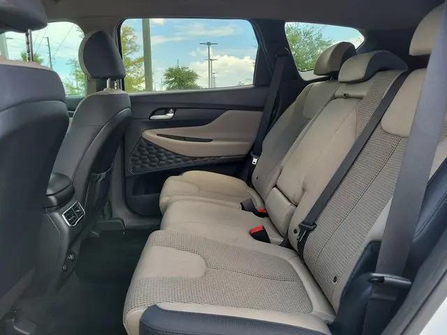 2021 Hyundai Santa Fe SE
