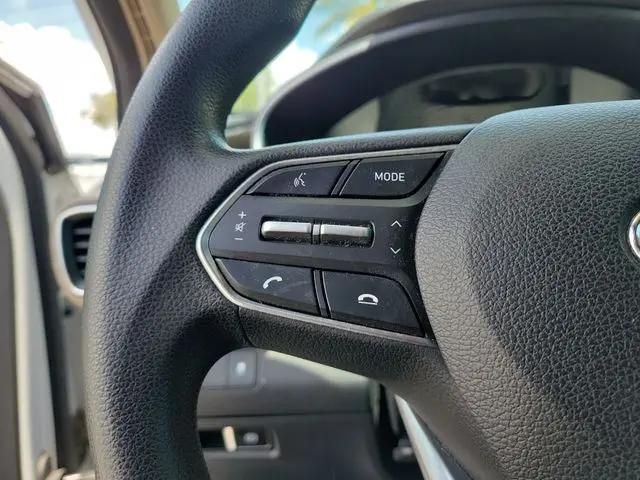 2021 Hyundai Santa Fe SE