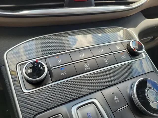 2021 Hyundai Santa Fe SE
