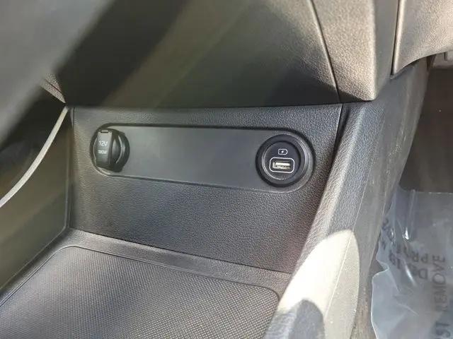 2021 Hyundai Santa Fe SE