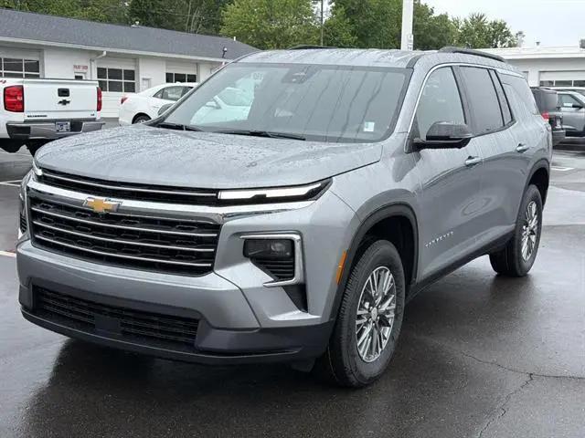 2026 Chevrolet Traverse FWD LT