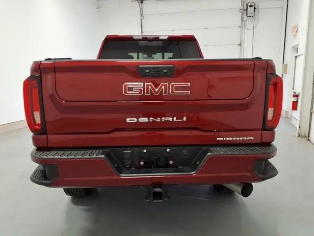 2020 GMC Sierra 2500HD 4WD Crew Cab Standard Bed Denali