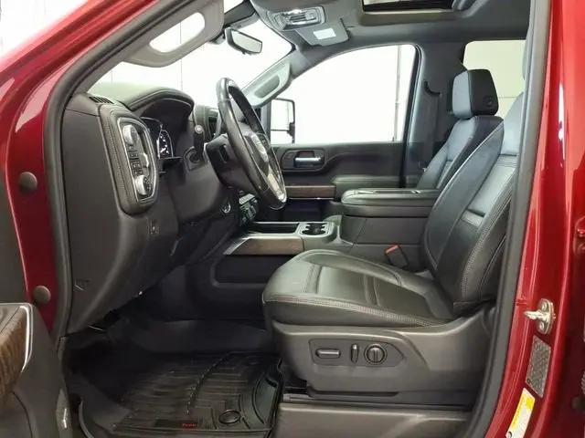 2020 GMC Sierra 2500HD 4WD Crew Cab Standard Bed Denali