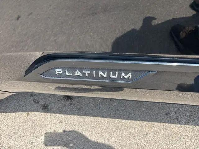 2022 Toyota Tundra Platinum