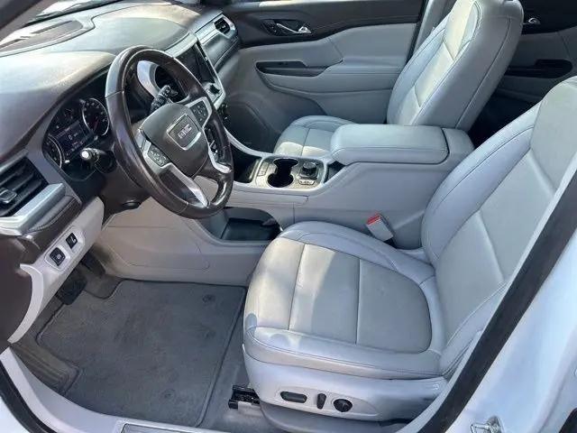 2022 GMC Acadia AWD SLT