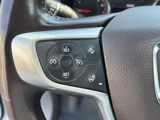 2022 GMC Acadia AWD SLT