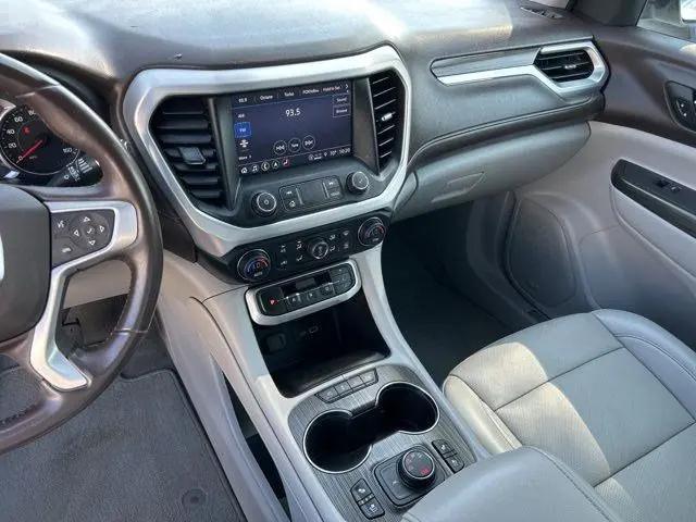 2022 GMC Acadia AWD SLT