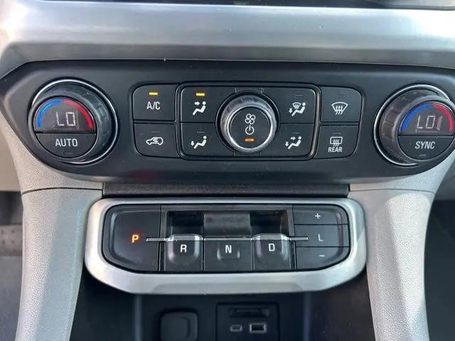 2022 GMC Acadia AWD SLT