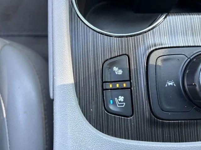 2022 GMC Acadia AWD SLT