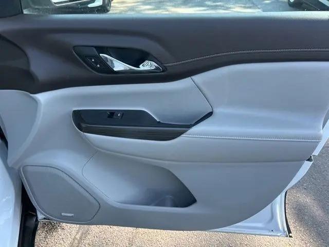 2022 GMC Acadia AWD SLT