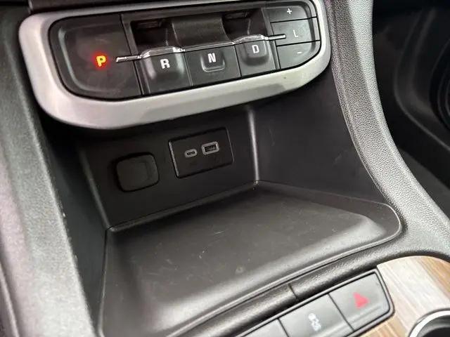 2023 GMC Acadia FWD SLE