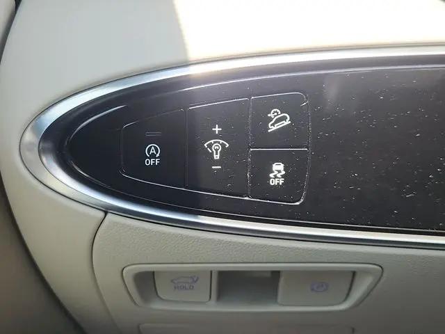 2025 Genesis GV70 2.5T AWD