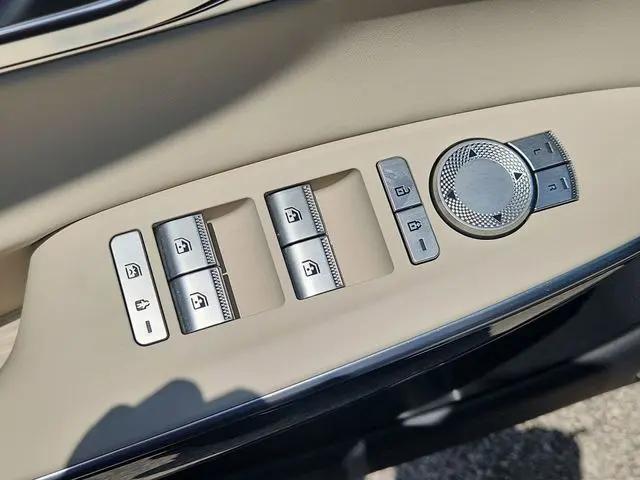 2025 Genesis GV70 2.5T AWD
