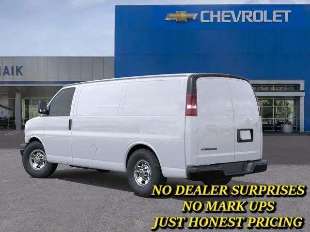 2026 Chevrolet Express Cargo Van 2500 Regular Wheelbase, WT, RWD
