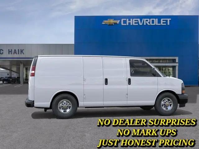 2026 Chevrolet Express Cargo Van 2500 Regular Wheelbase, WT, RWD