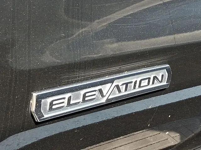 2021 GMC Sierra 1500 4WD Crew Cab Short Box Elevation