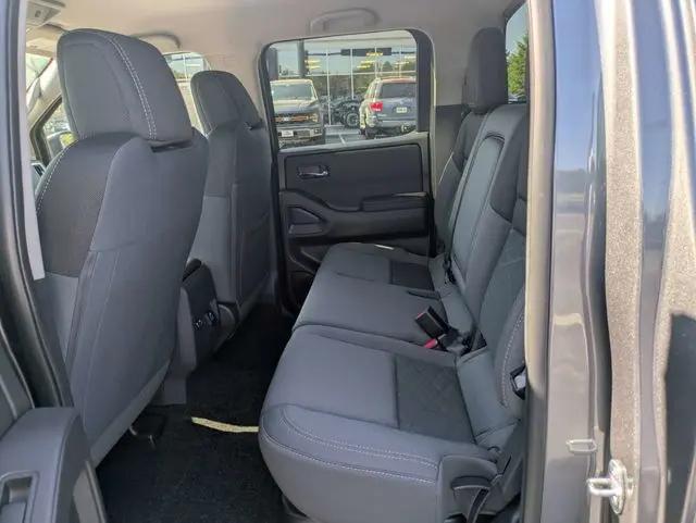 2026 Nissan Frontier Crew Cab SV 4x2