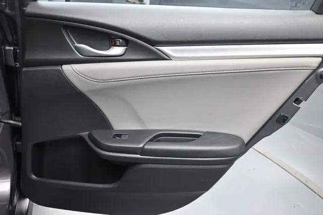 2017 Honda Civic Touring