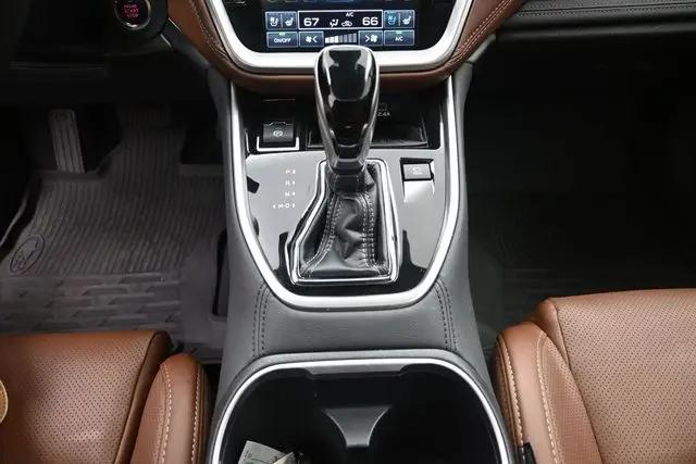 2025 Subaru Outback Touring XT