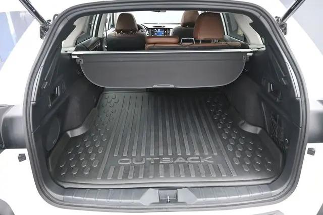 2025 Subaru Outback Touring XT