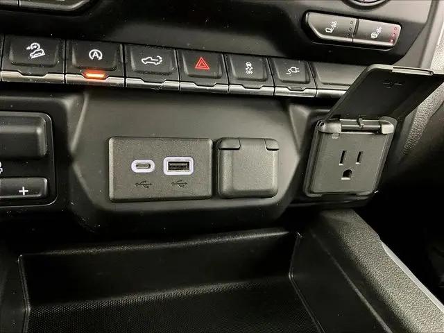 2020 GMC Sierra 1500 4WD Crew Cab Short Box Elevation