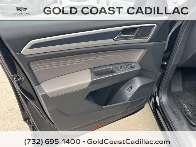 2023 Volkswagen Atlas Cross Sport 2.0T SEL R-Line Black