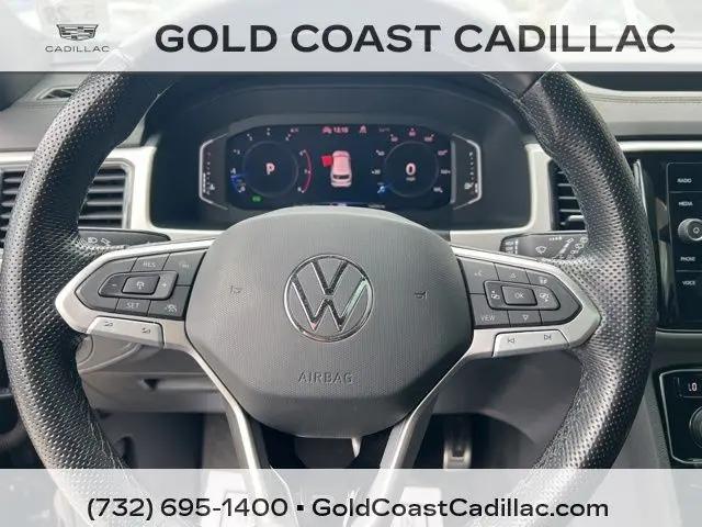 2023 Volkswagen Atlas Cross Sport 2.0T SEL R-Line Black