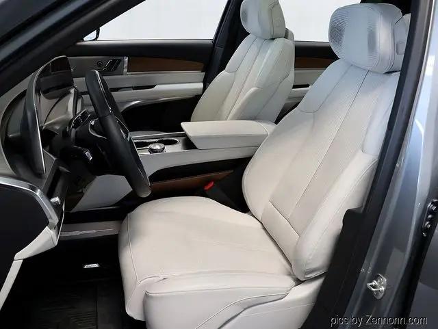 2026 Cadillac iQ Luxury