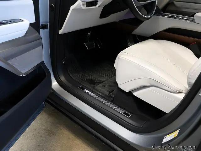 2026 Cadillac iQ Luxury