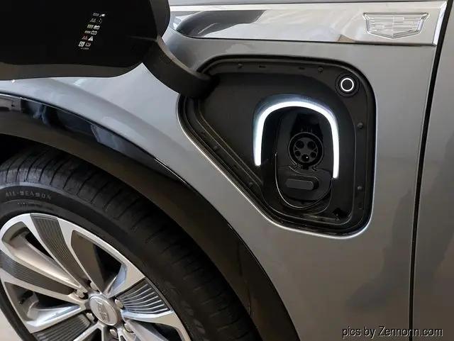 2026 Cadillac iQ Luxury