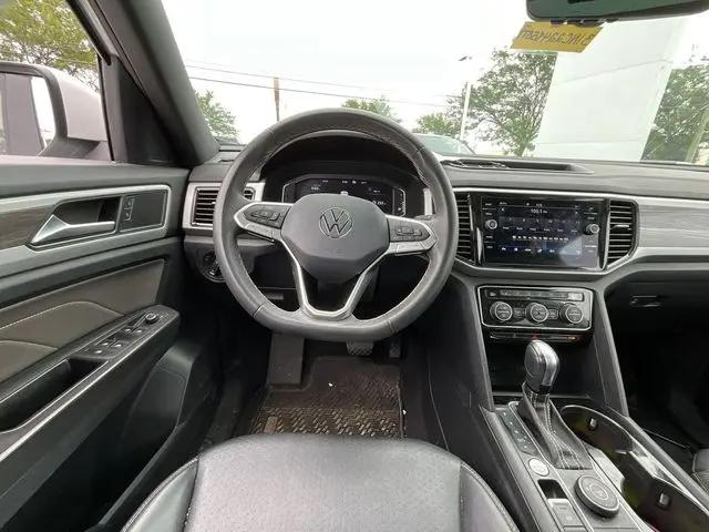 2022 Volkswagen Atlas Cross Sport 3.6L V6 SE w/Technology