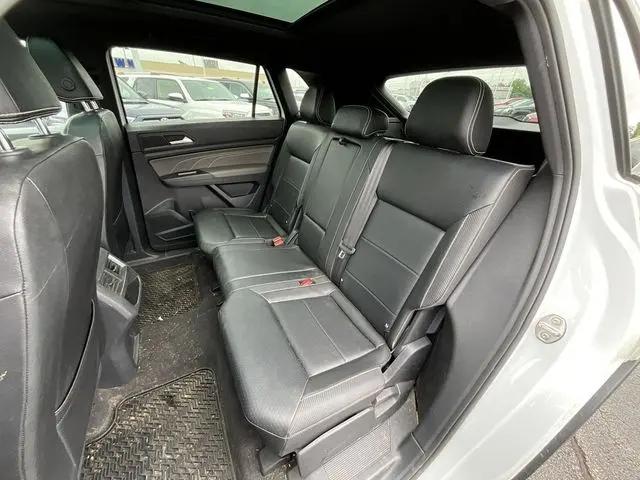 2022 Volkswagen Atlas Cross Sport 3.6L V6 SE w/Technology