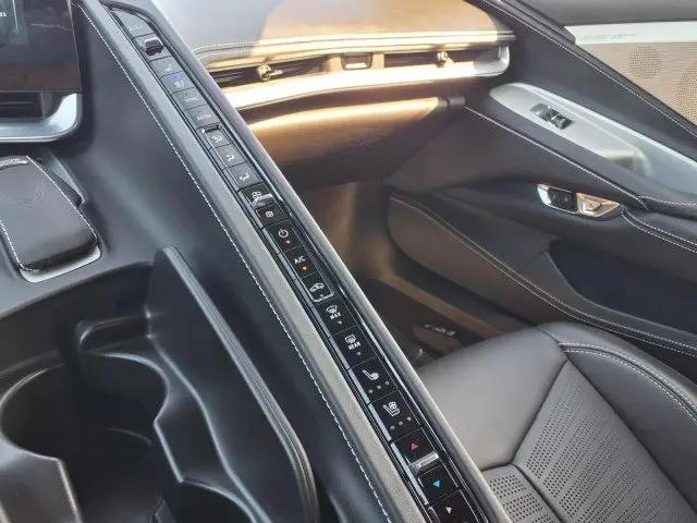 2024 Chevrolet Stingray 1LT RWD
