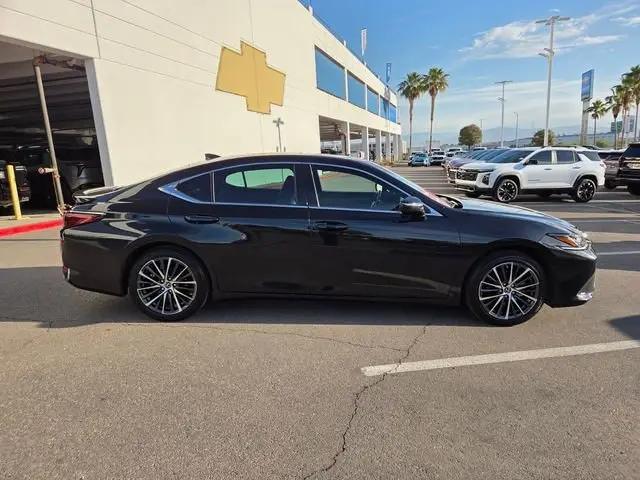 2025 Lexus ES 300h ES 300h