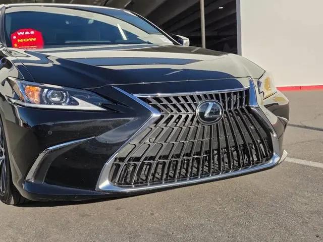 2025 Lexus ES 300h ES 300h
