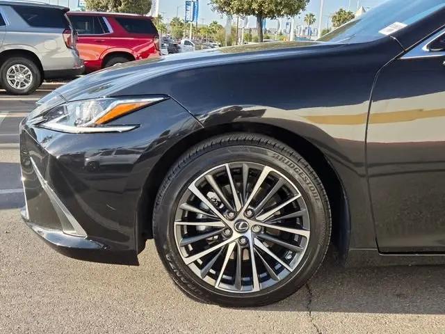 2025 Lexus ES 300h ES 300h