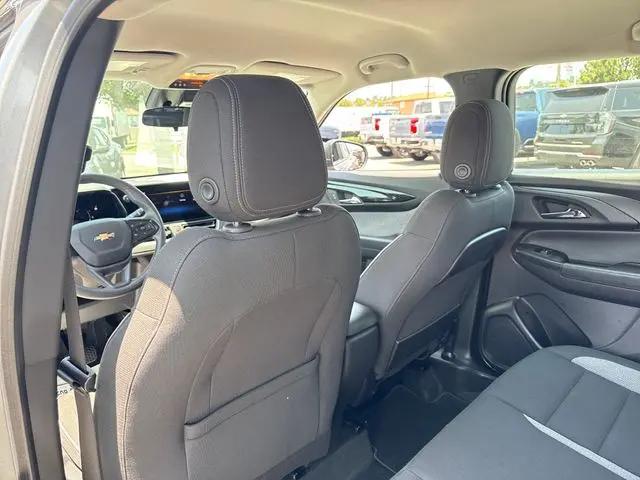 2024 Chevrolet TrailBlazer FWD LS
