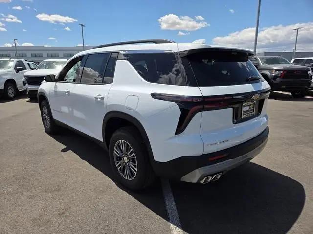 2026 Chevrolet Traverse FWD LT