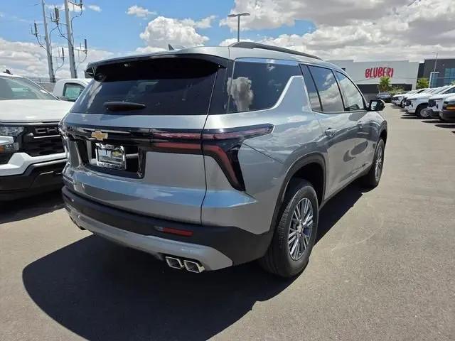 2026 Chevrolet Traverse FWD LT