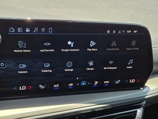 2026 Chevrolet Traverse FWD LT